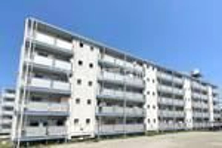 ビレッジハウス十王堂2号棟の外観