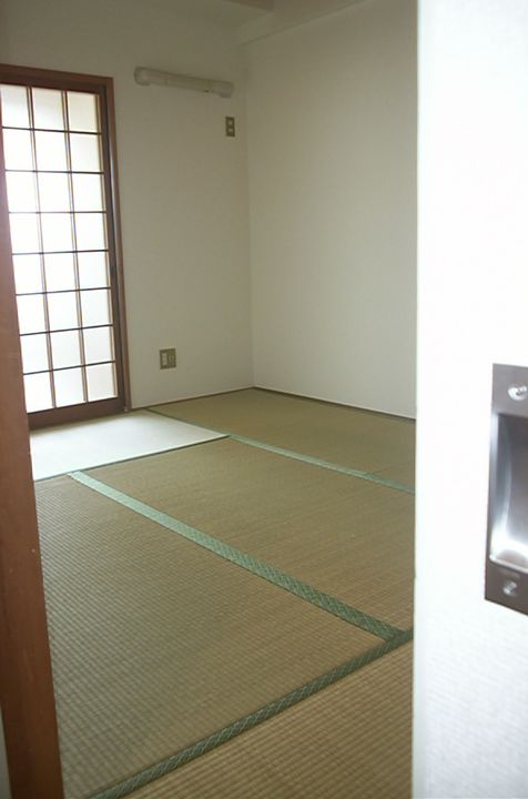 エステートピア浜の内装