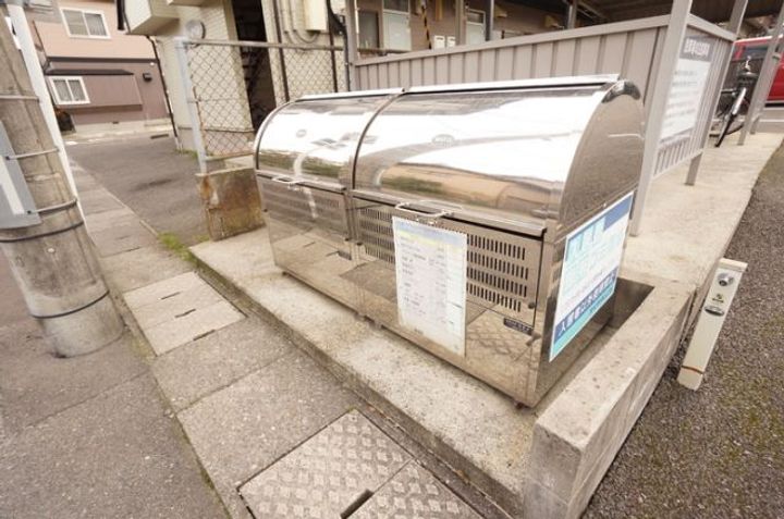 新潟県新潟市東区石山4(アパート)の賃貸物件の地図