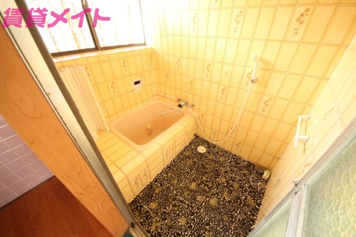三重県員弁郡東員町笹尾西4(一戸建)の賃貸物件の風呂