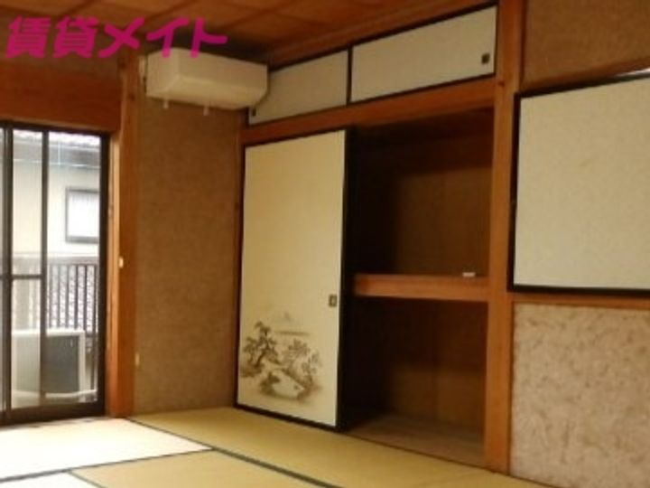 三重県員弁郡東員町笹尾西4(一戸建)の賃貸物件の内装
