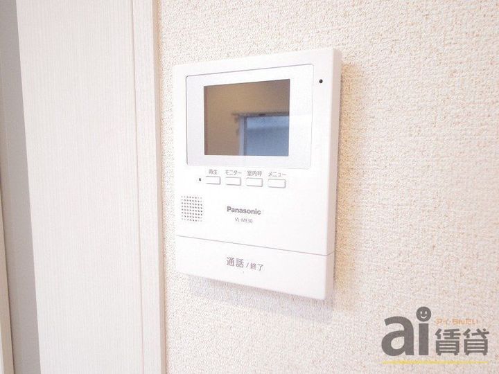 ルミネ河辺の内装