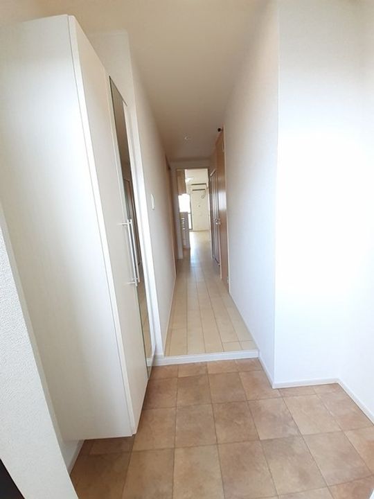 岡山県倉敷市幸町(マンション)の賃貸物件の玄関