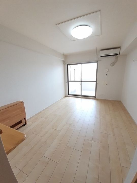 岡山県倉敷市幸町(マンション)の賃貸物件の居間