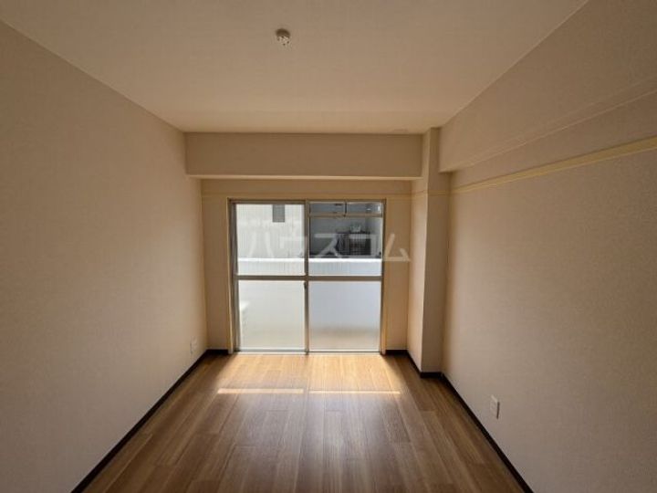 第一秋善ビルの内装