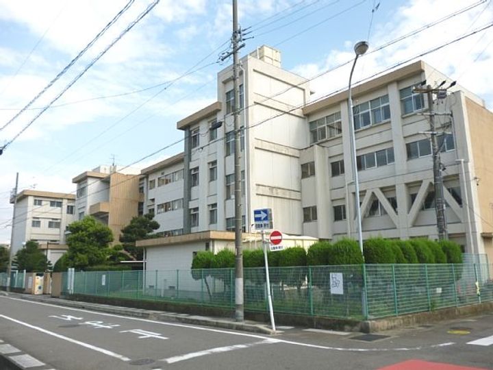 第一秋善ビルの周辺