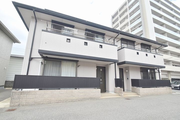 メゾン東霞 弐番館の外観