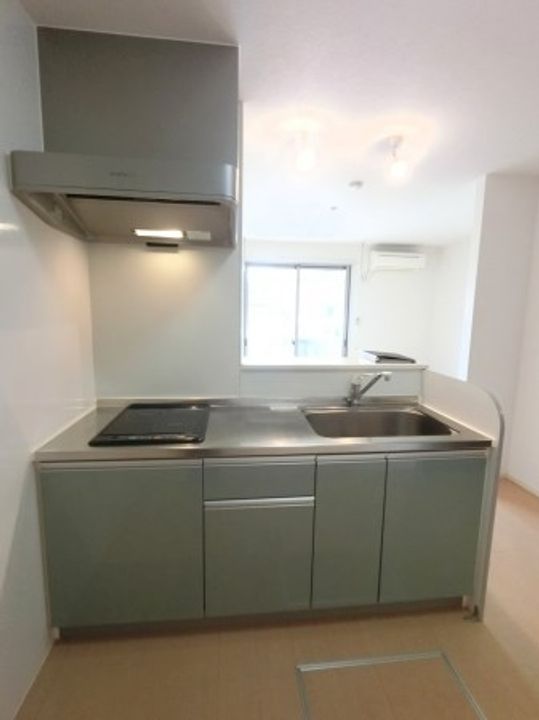 群馬県前橋市下小出町1(アパート)の賃貸物件のキッチン