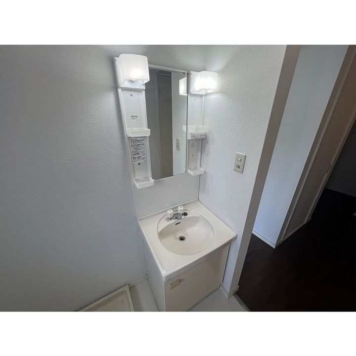 神奈川県横浜市金沢区高舟台1(アパート)の賃貸物件の内装