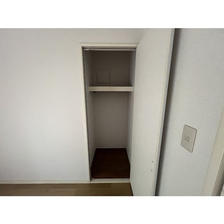 神奈川県横浜市金沢区高舟台1(アパート)の賃貸物件の内装