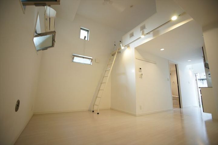 アマランタイン自由が丘の内装