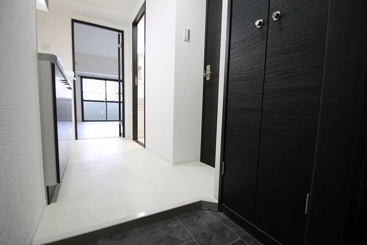 Laviere大手町の玄関