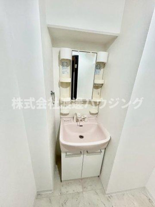 GROOVE江坂の内装