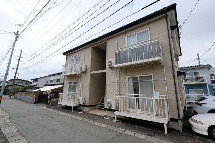 メゾンタイラの外観