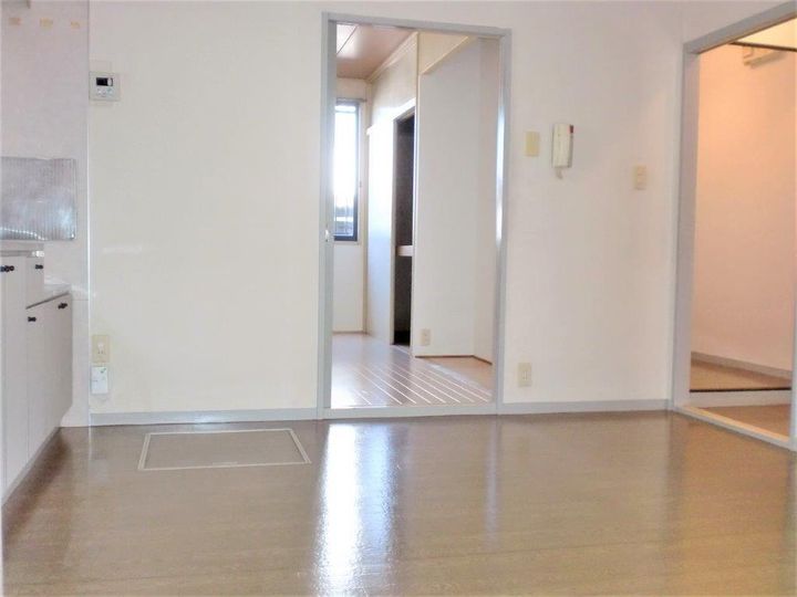 サンライフ山脈(ヤマナミ)の居間