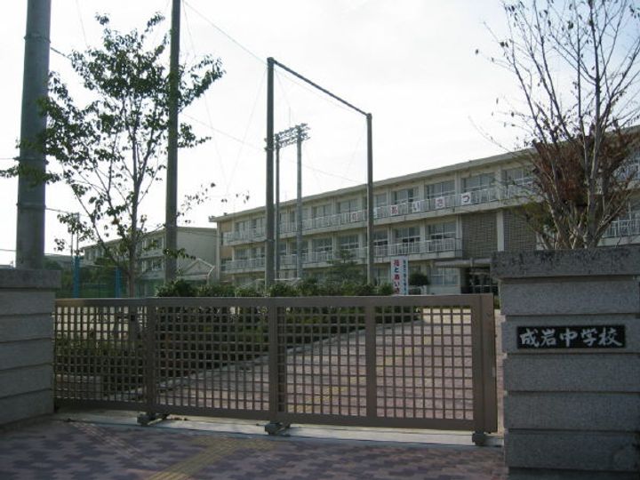 愛知県半田市白山町4(アパート)の賃貸物件の周辺