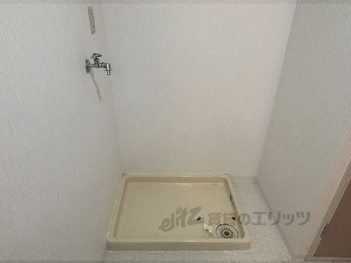 コープ・ミール花園の内装