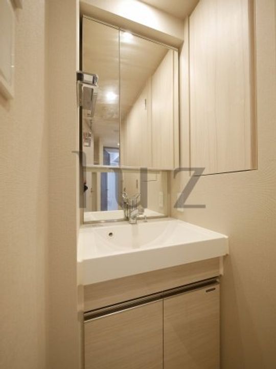 エステムコート横濱反町の内装