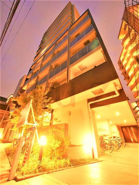 エステムコート横濱反町の外観