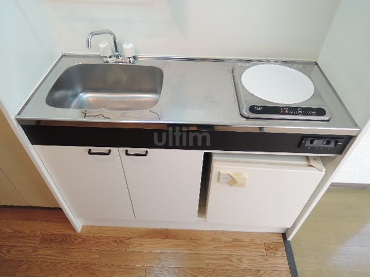 グランディール深草ビルのキッチン