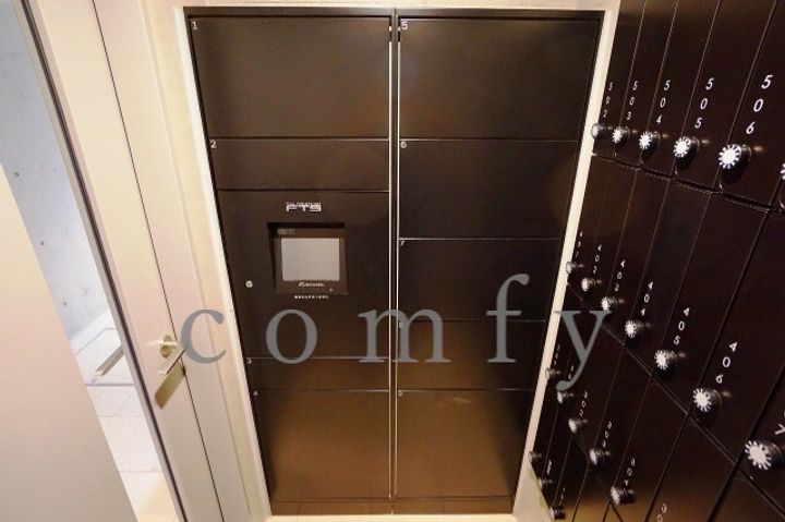 コンフォリア本駒込一丁目の地図