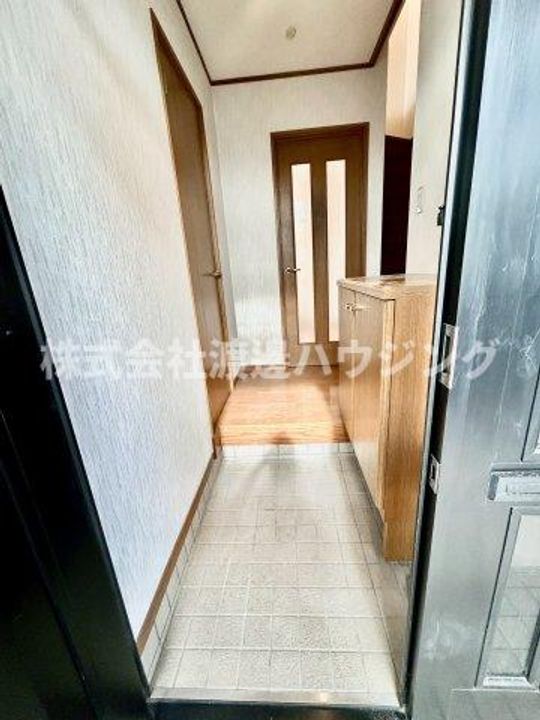 大阪府大阪市西成区梅南3(一戸建)の賃貸物件の玄関