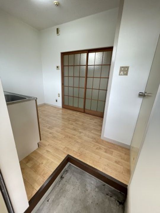 メリーハイツの玄関