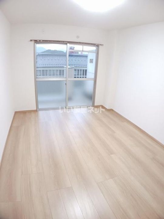 英和マンションの内装