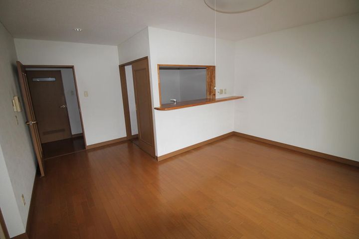 谷川瀬マンションの居間