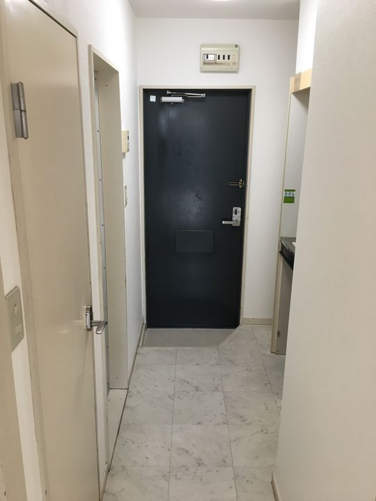 ハイツ ソリティアIIの玄関