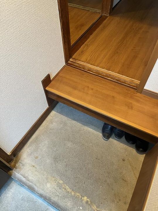 東京都八王子市狭間町(一戸建)の賃貸物件の玄関