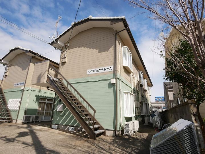 ハイツR&Y  Aの外観