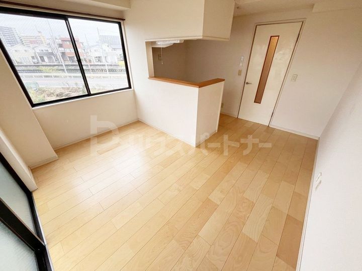 埼玉県三郷市幸房(一戸建)の賃貸物件の居間