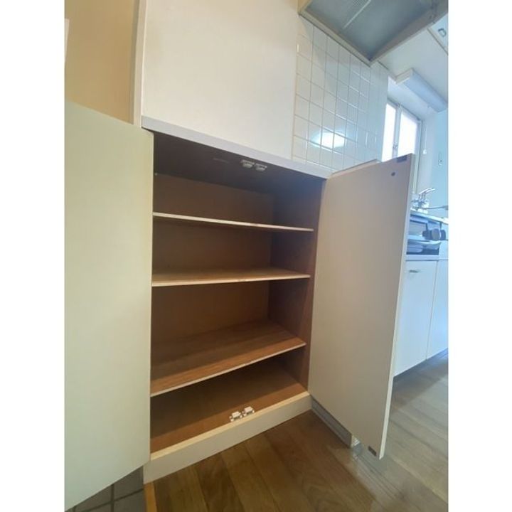 新潟県新潟市中央区沼垂東5(アパート)の賃貸物件の内装