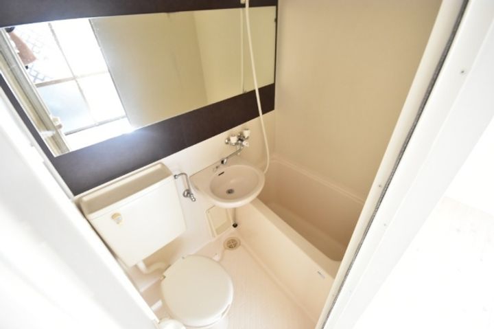 メゾンド サンベールの風呂