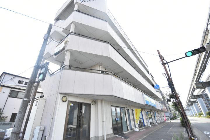 メゾンド サンベールの外観