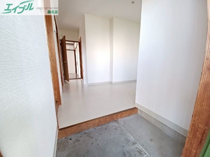 ニューハイツダイソウの玄関