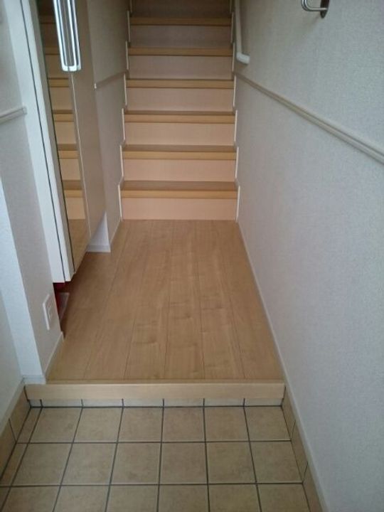 プランドール 花乃杜の玄関