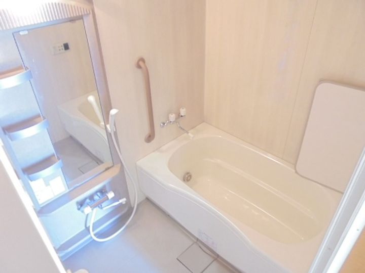 静岡県浜松市中央区鍛冶町(マンション)の賃貸物件の風呂