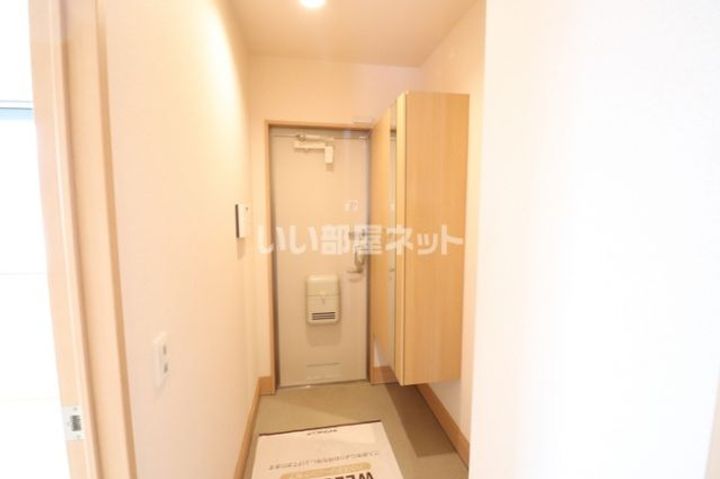 埼玉県所沢市東新井町(アパート)の賃貸物件の玄関