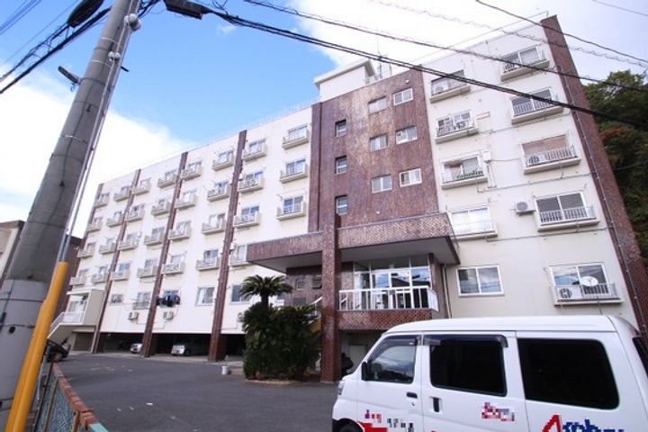 二葉コーポラスB棟の外観