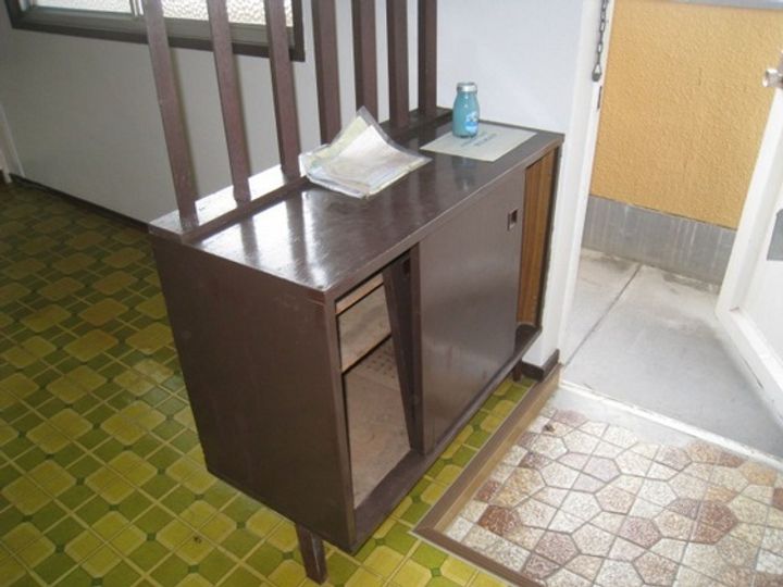 東カニヤ菊地ビルの内装