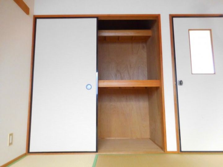 サンティー大手の内装