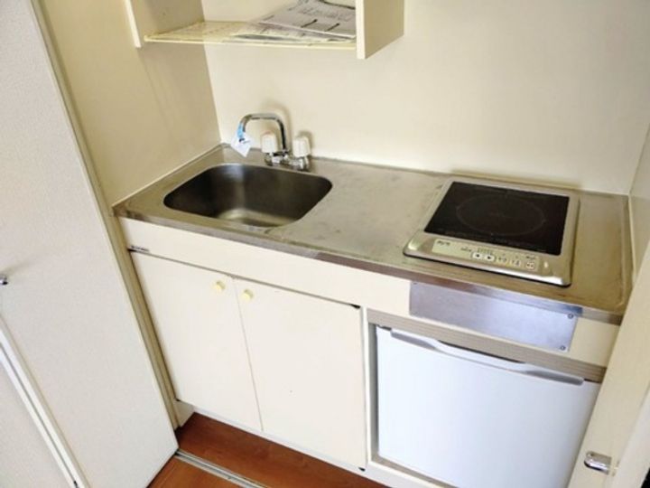 朝日プラザ岡山中山下のキッチン