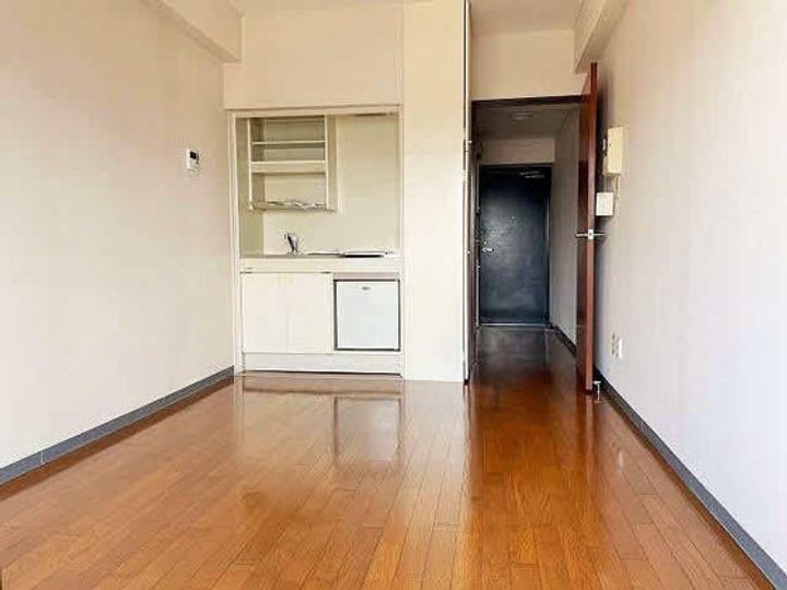 朝日プラザ岡山中山下の居間