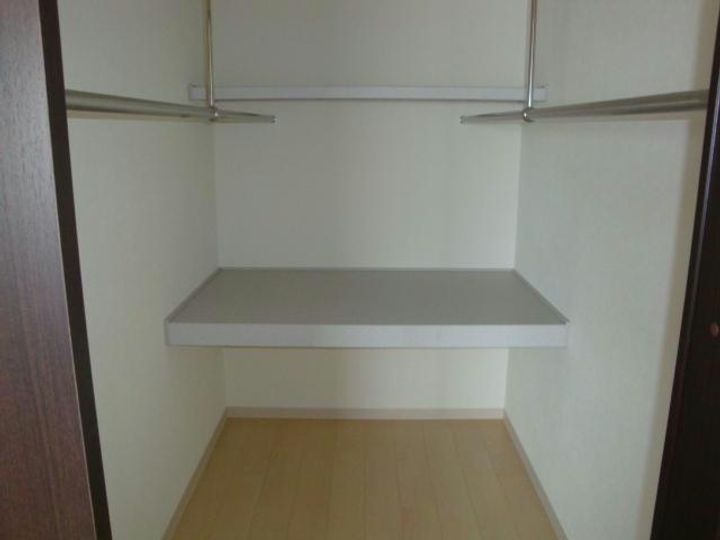 グレイスハイツ東中通タワーの内装