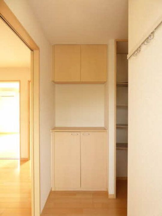 シャーメゾンマリネスの玄関