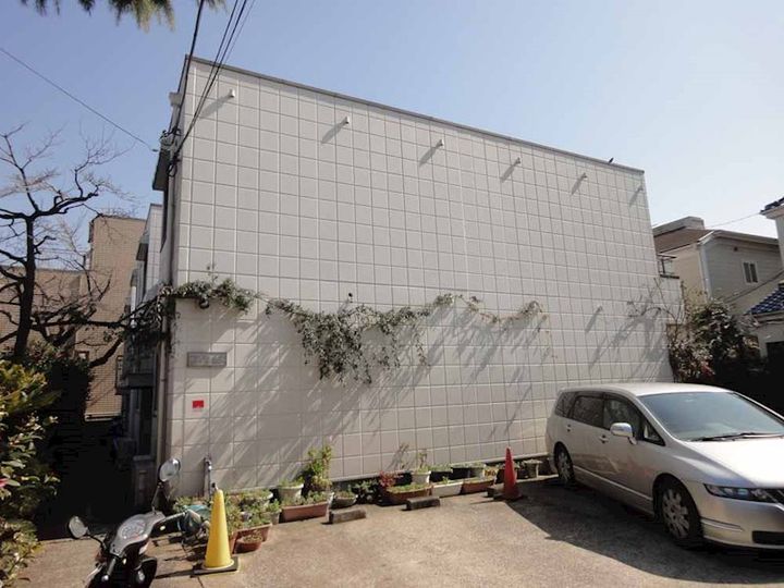 コスモ山王の外観