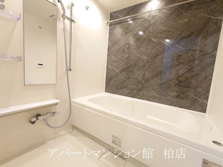 エスタブレAの風呂
