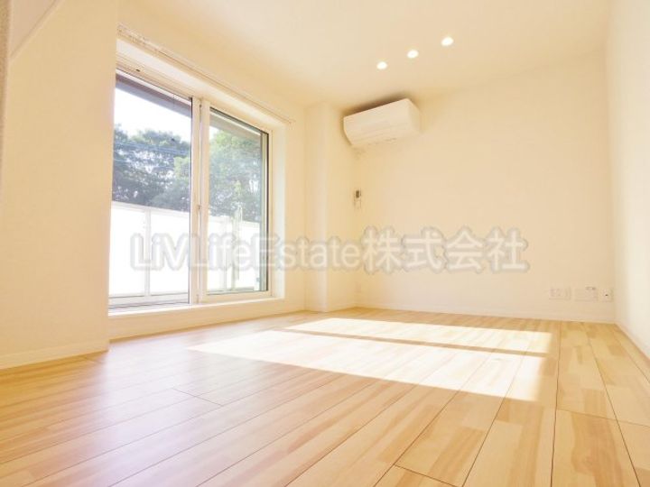 ブルーム ステージの居間